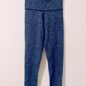 TNA Aritzia atmosphere leggings , never worn.